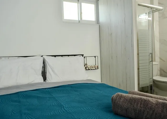Holistic Apartamento Avía